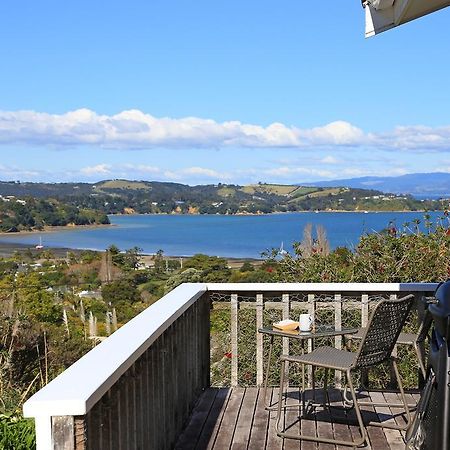 Church Bay Views Oneroa Exterior foto